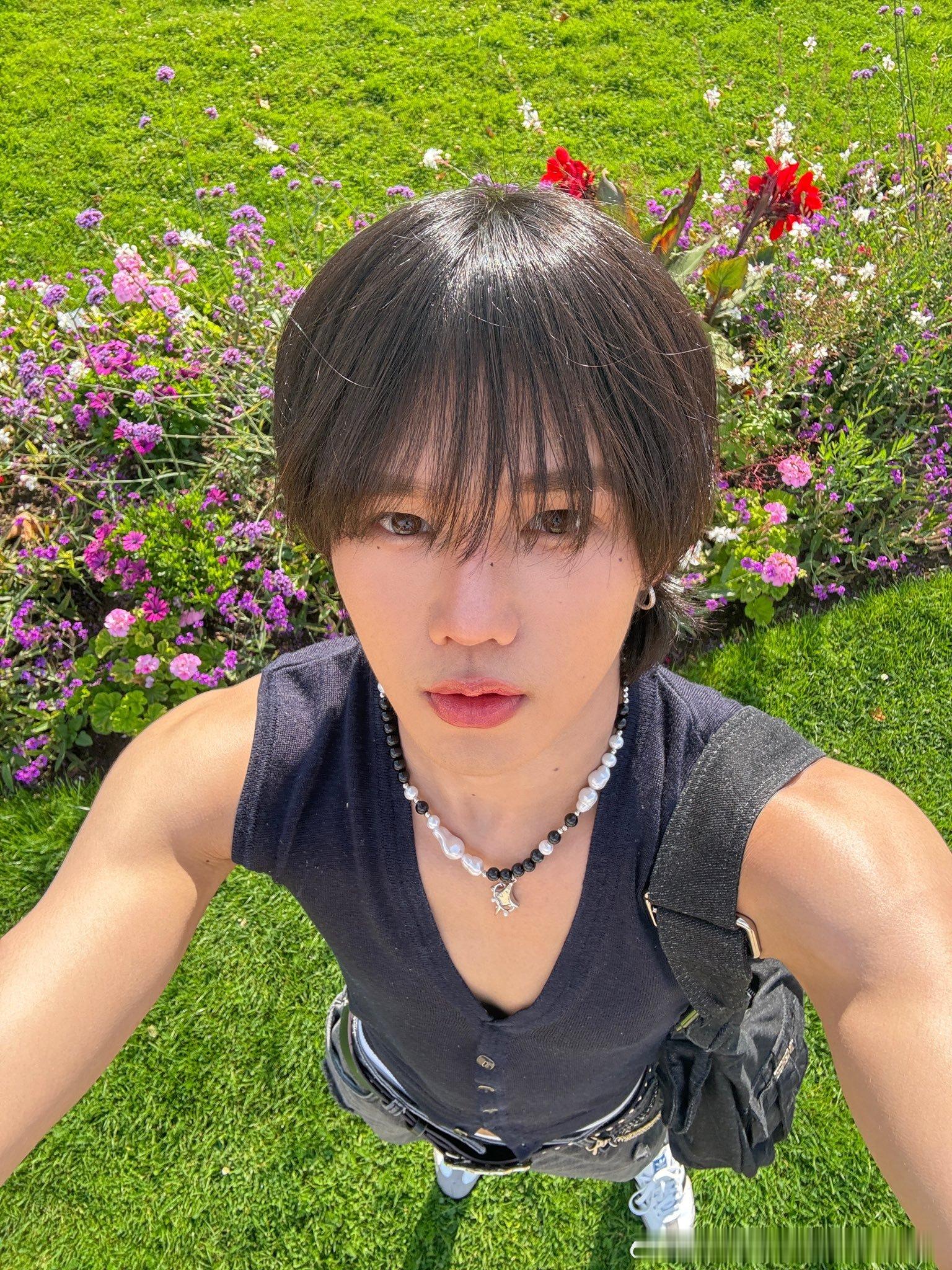 toptapminlee[超话]  💜🍬🩵 Vitomin   与你有关，