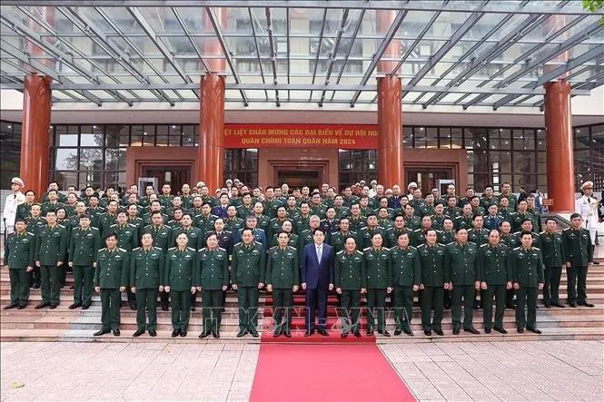 我们的邻居。越共中央政治局委员、国家主席梁强要求秉持“多交友，少树敌”、“以不变