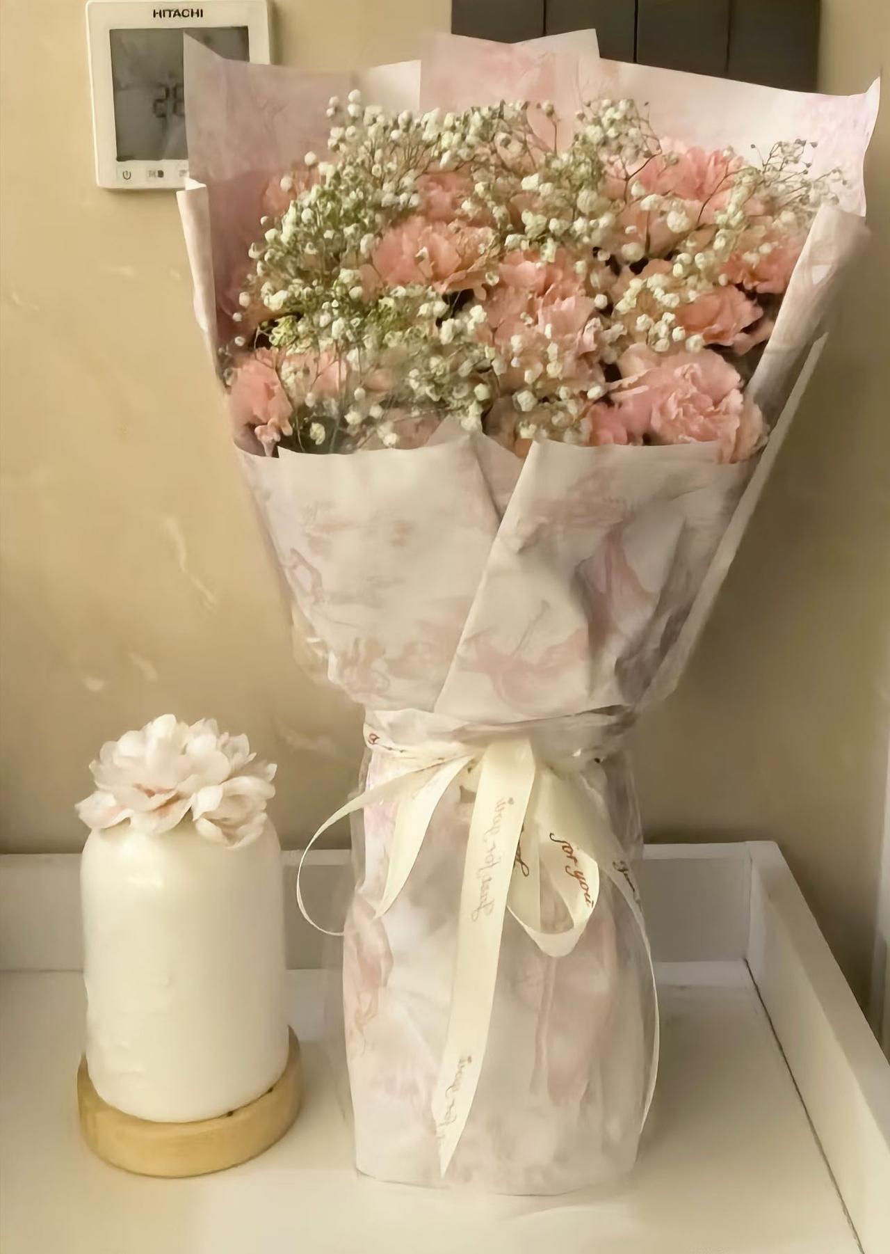 妈，母亲节快乐，记得楼下拿下鲜花^0^  暖暖的很贴心[憨笑]
谢谢你我的大男孩