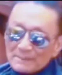 转身也是晴天
 
感情这东西，就像手里攥着的沙，攥得越紧，漏得越快。当年王菲和谢