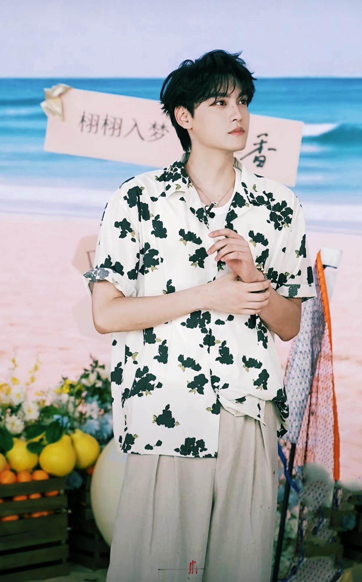 海边寄来的明信片🏖田栩宁进入最佳赏味期田栩宁直播