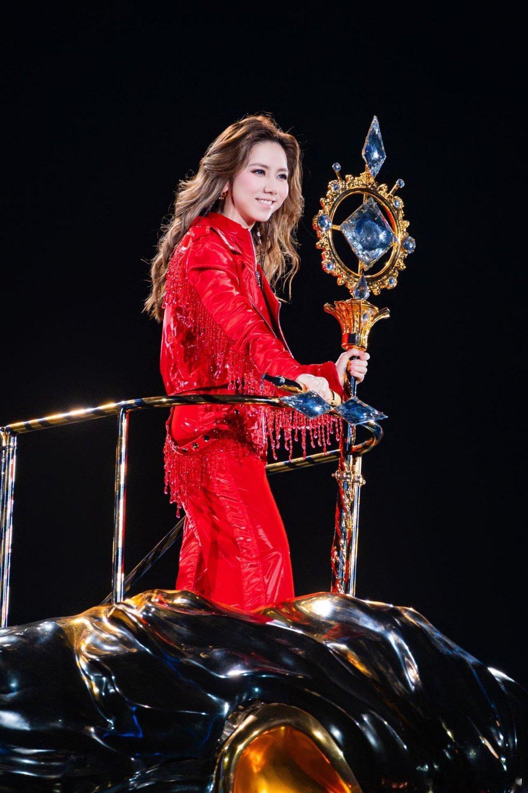 邓紫棋内地巡演收官深圳站定档邓紫棋深圳演唱会连宣五场 G.E.M.邓紫棋 I A