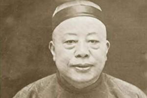 1922年，黄金荣告诉妻子林桂生：“我要娶露兰春，你交出正室之位和家里的财政大权