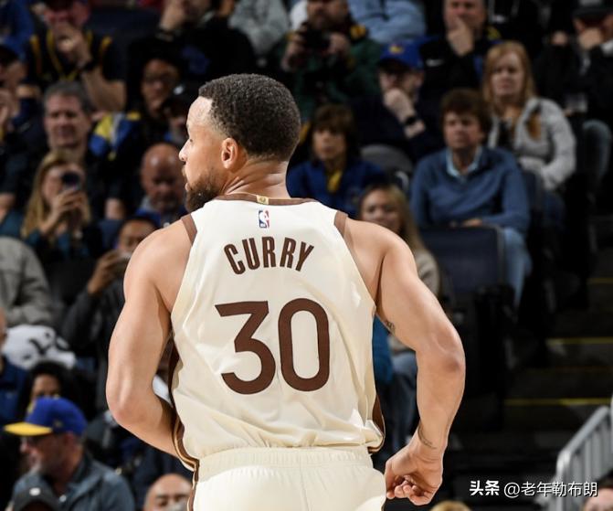 险胜难掩隐患！科尔透露库里出战湖人成疑，波神伤势无大碍
 
4月8日消息，NBA