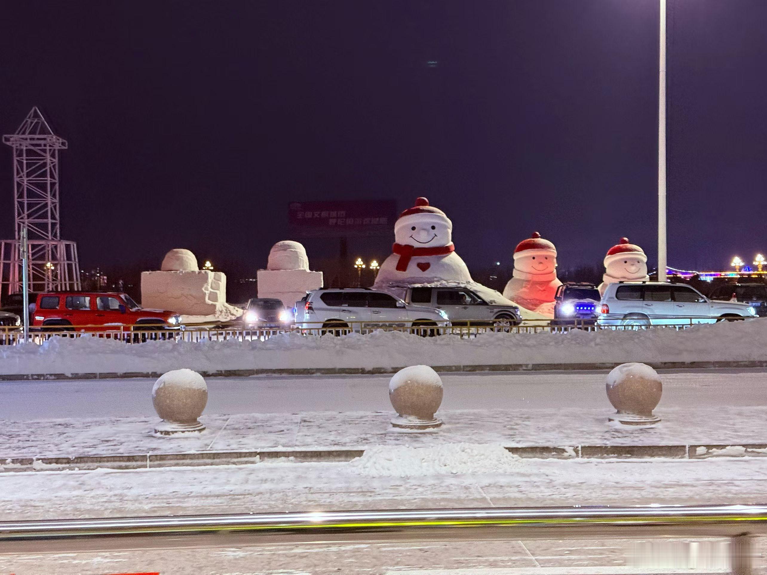 好消息终于抵达海拉尔坏消息大雪封高速了…到酒店要2小时 呼伦贝尔·呼伦贝尔海拉尔