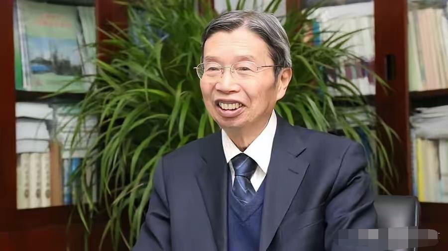 看了今年七一勋章的获得者里，竟然有一位已经去世的人，我一查他的资料，直接给我震惊