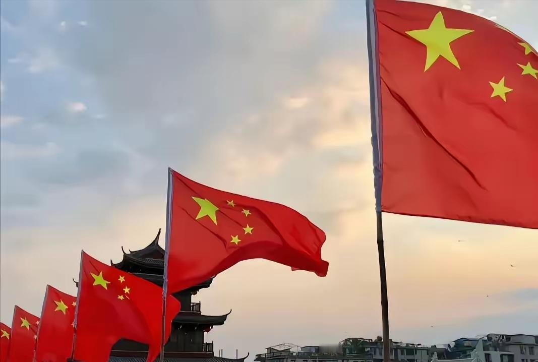 只有“快刀”才能斩乱麻！摆在中国面前的这三座大山，拖一天就是一天的成本。台湾问题