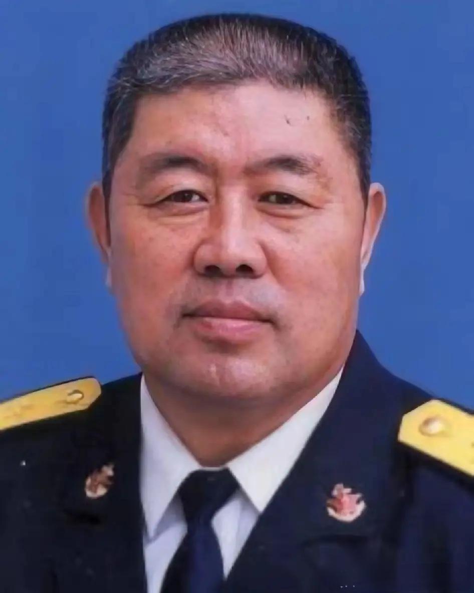 南海舰队司令员王永国离世了。
他在任期间，扎根海防默默奉献，这辈子有两件大事，足