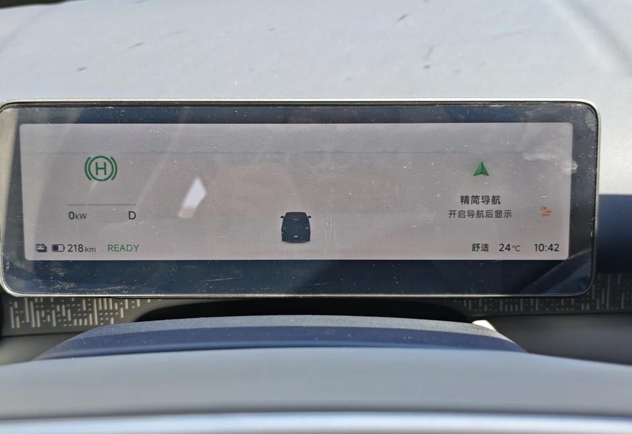 真实车主，不吹不黑主打一个真实！
我的是403悦享版，已经自开了一个月了，突发奇