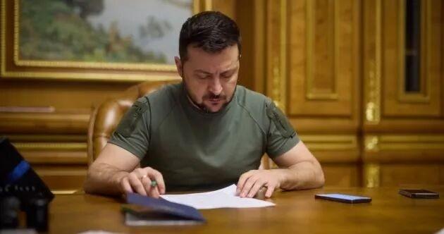 乌克兰外长瑟比加再次宣称收到访华邀请，公开说希望中国在结束冲突上发挥更积极作用。