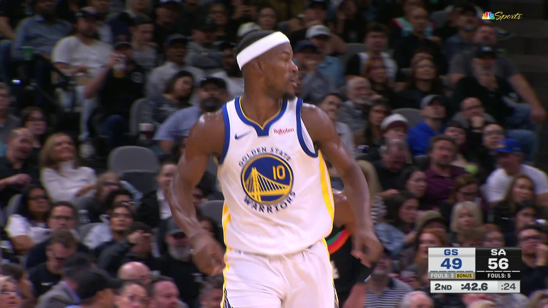 巴特勒底角三分！勇士49:56马刺。