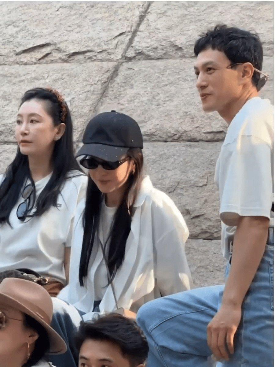 刘亦菲儿童节回北电 刘亦菲回北电母校班级团建 刘亦菲回北电母校班级团建 