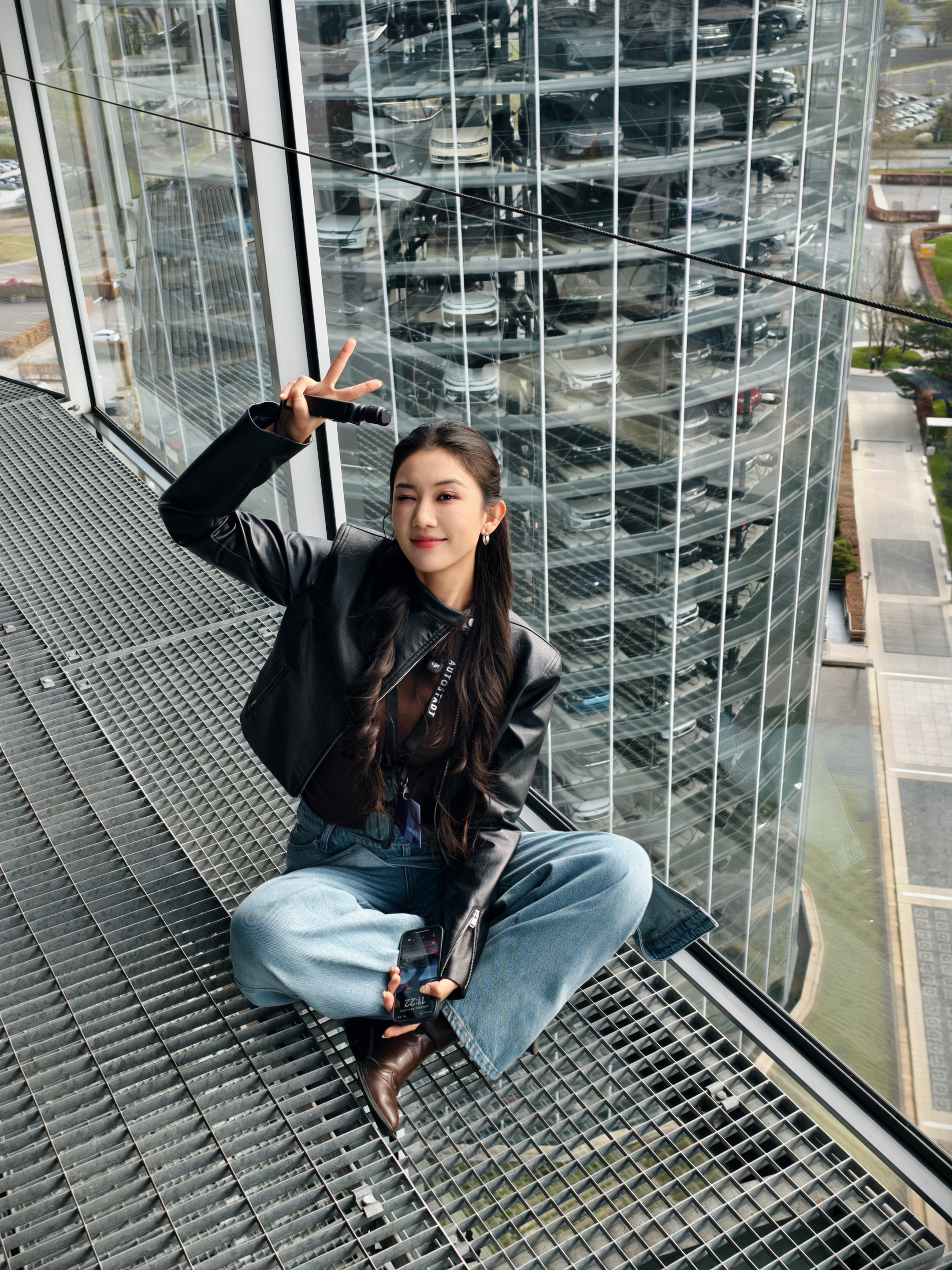 或许有一些图你们看过了但真的很想跟你们分享大众汽车塔的绝佳出片位📸早安卷妹的唠