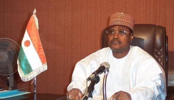 赖账中国4亿美金？赶走中企高管后，尼日尔变脸：希望中企涨工资……

尼日尔军政府