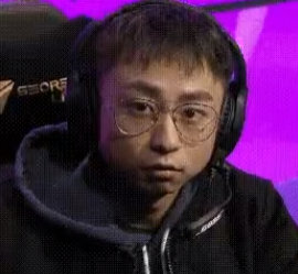 #Uzi回应不去伦敦现场解说##水晶哥现场解说S14决赛#  不么？？？有水晶哥