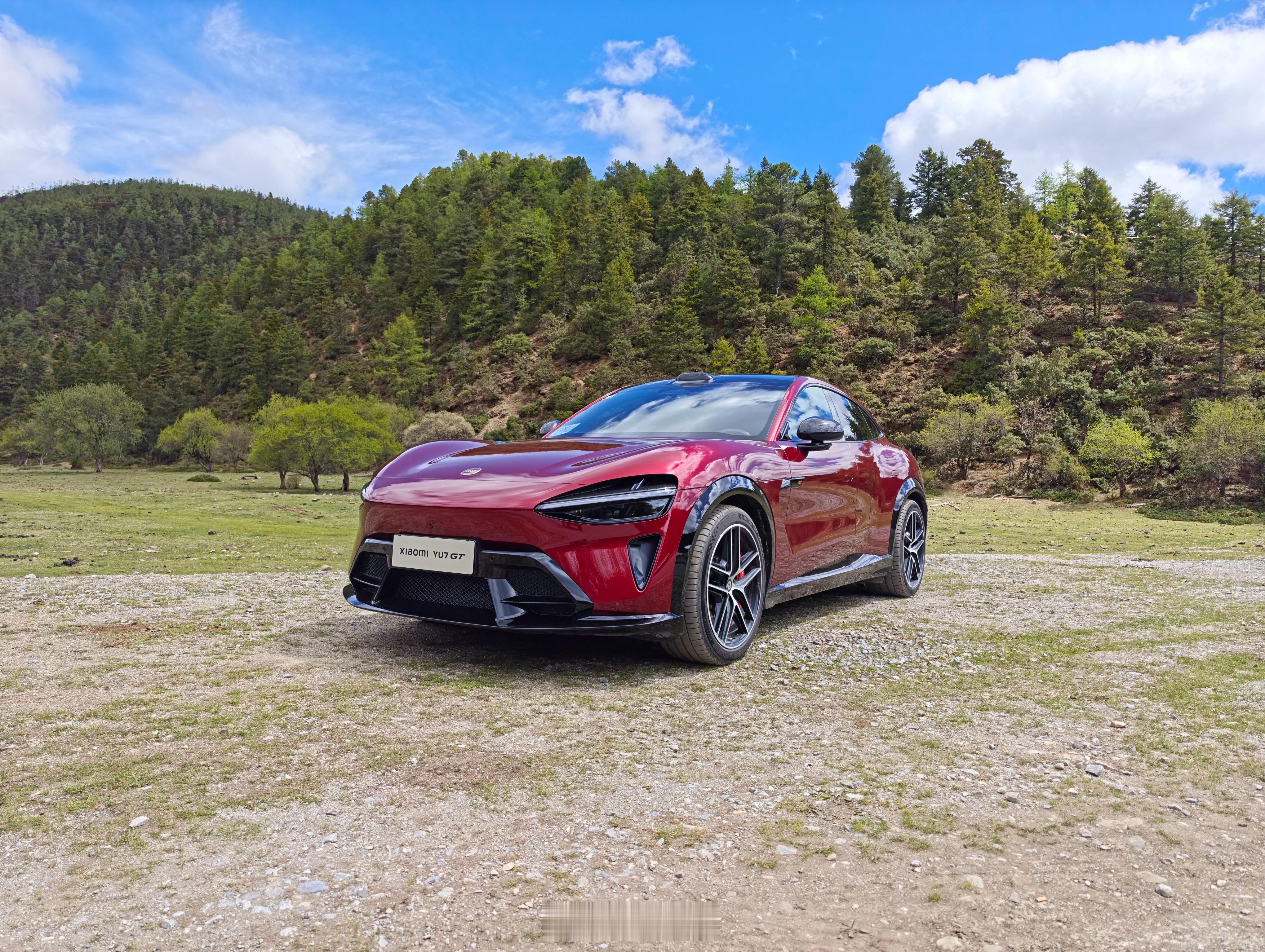小米YU7 GT   我盲猜一个42.99或者43.99起