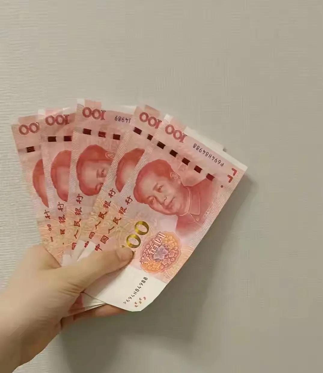 老公每个月给公公500零花钱，我也要求老公给我妈500，这样两个父母一样对待公平