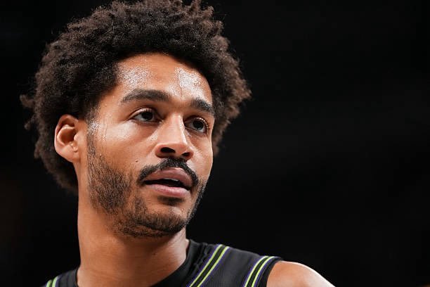 普尔被摆上货架nba