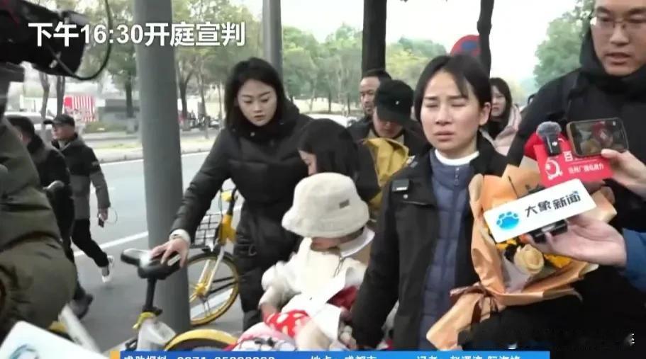 女子被家暴16次案12月27日下午17左右宣判结果，罪犯，贺某阳，以故意伤害罪，