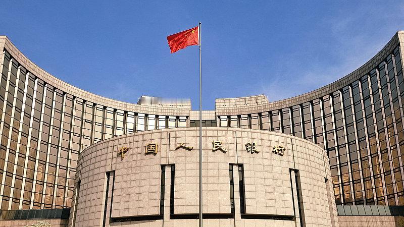 央行正面临经济增长换挡的新周期挑战，现在经济呈现出明显分化。从出口企业看，上半年