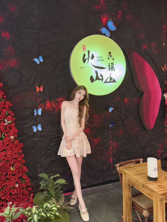 下班直奔这家新开的民谣酒馆！