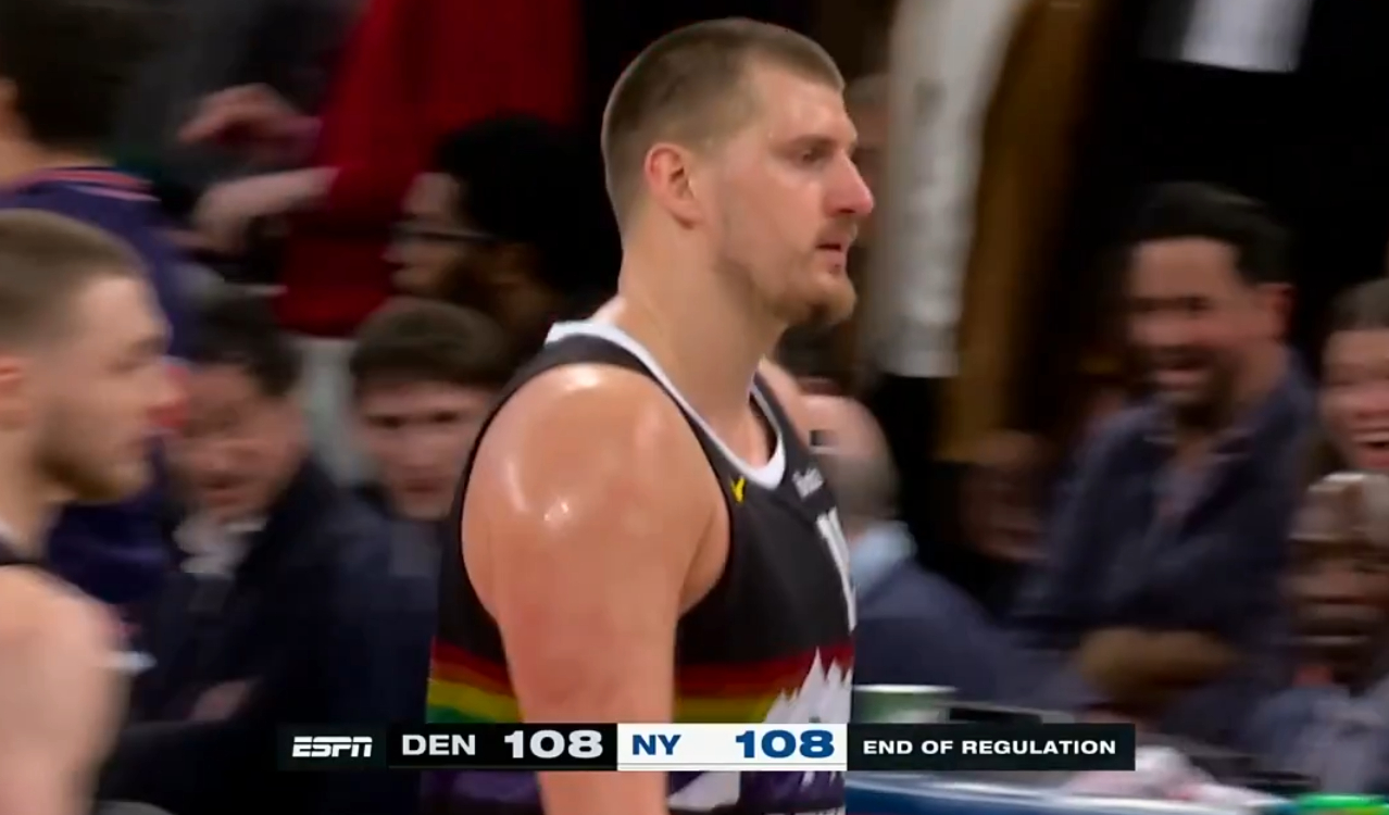 穆雷关键球扳平，约基奇险些扔进超远三分，掘金和尼克斯进加时，尼克斯目前是七连胜。