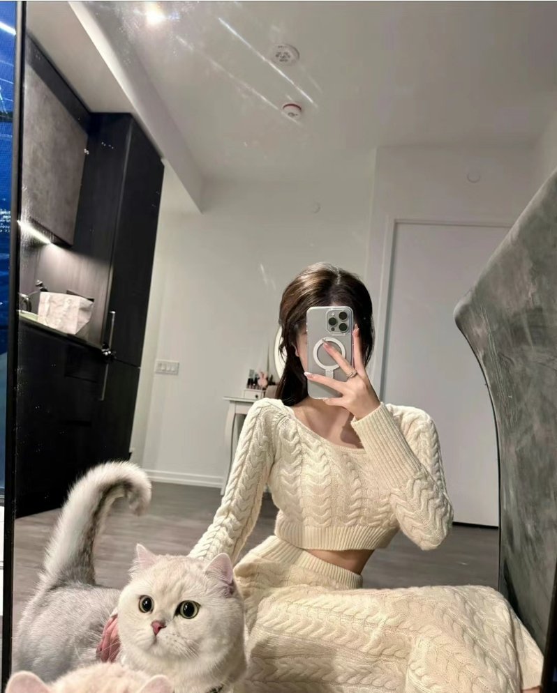 安安静静的生活就好了企图多了你会觉得人间不值得 . ​​​