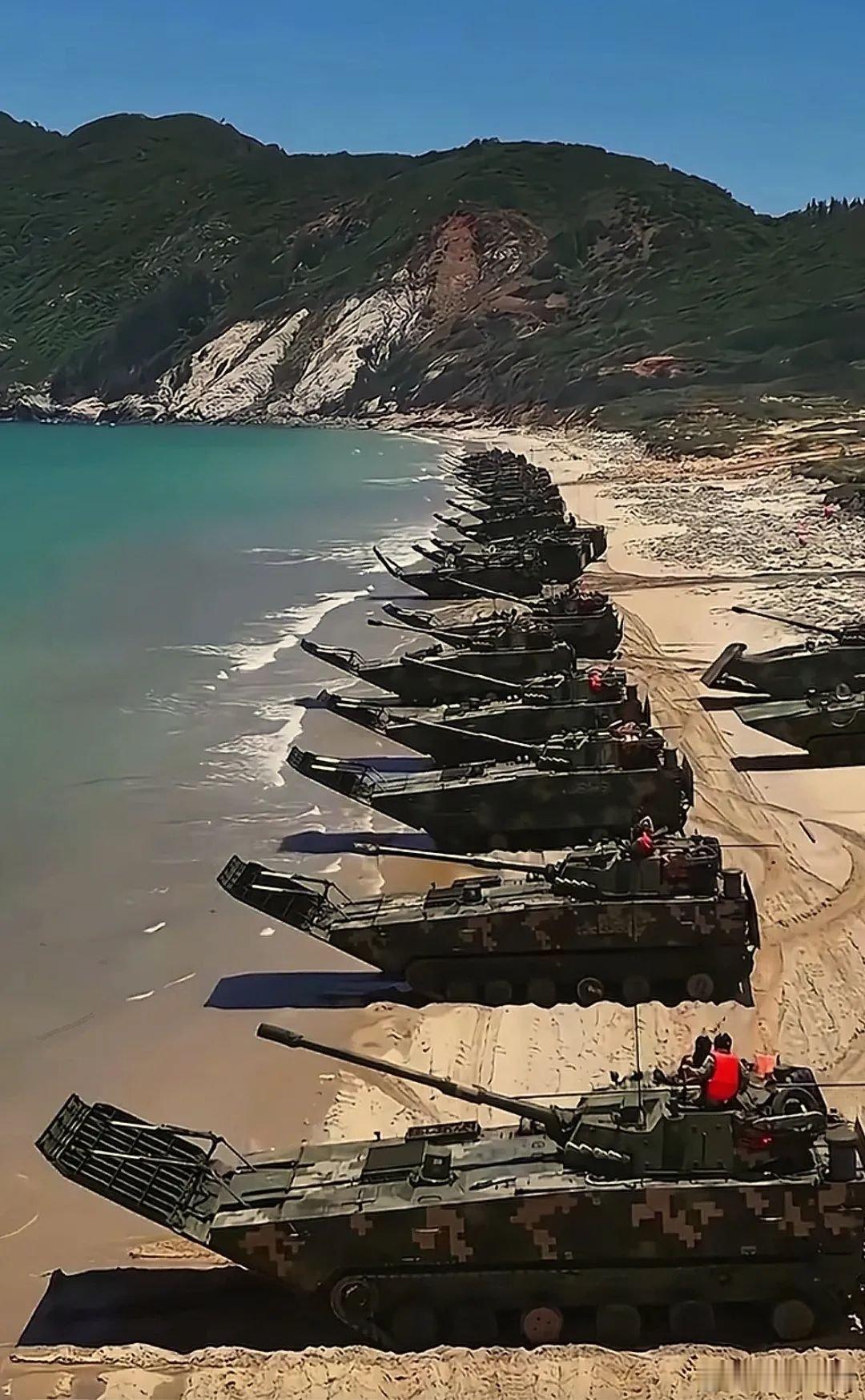 千军万马渡海峡[拳头]05有幸成为🐸这次M1A2T火力展示的目标。虽然第一波肯
