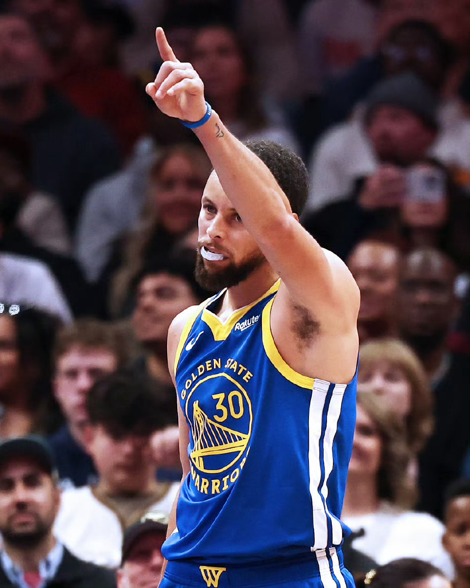 勇士伤情报告：库里￼因脚踝、巴特勒￼生病、梅尔顿伤病管理以及追梦轮休将缺席本场比