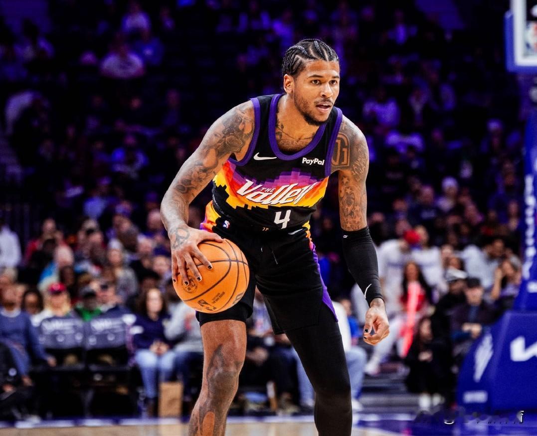 “太阳”从西部升起了！
今天对于太阳队来说绝对是个值得庆贺的日子:
1，球队迎来