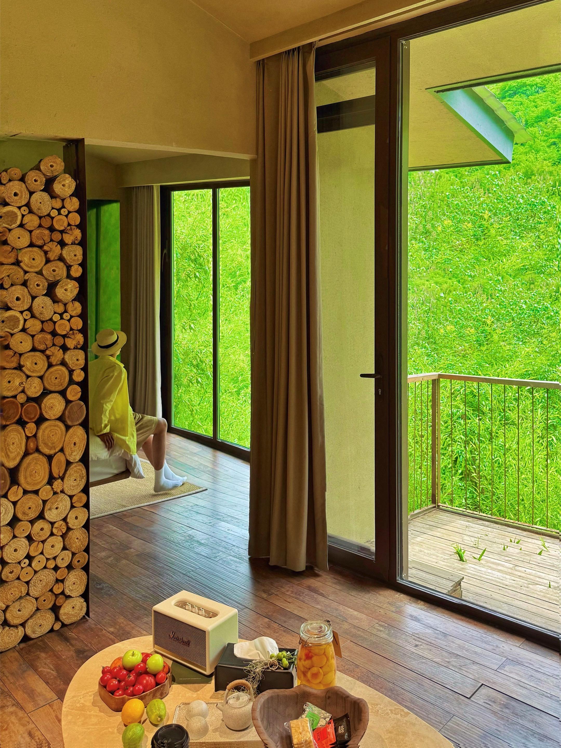 不是清迈❗️藏在淄博雨后山野的绿光森林。藏在淄博山野里的宝藏民宿❗️ ...