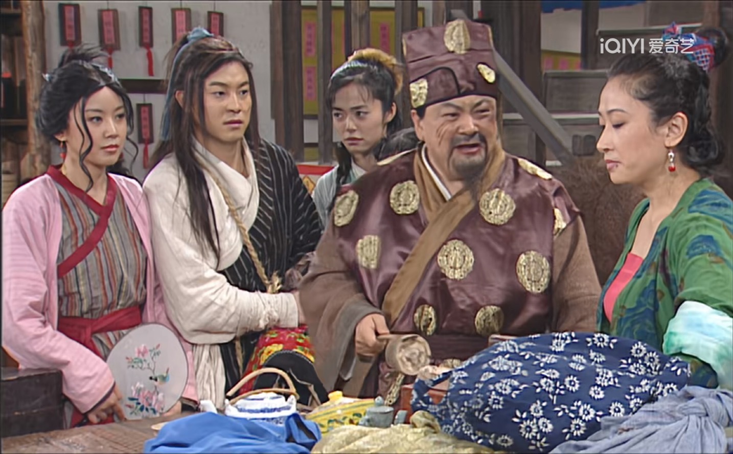 《我为湘玉存大钱》第106集钱夫人用计谋得到了同福客栈，你们都准备搬家了，幸亏你