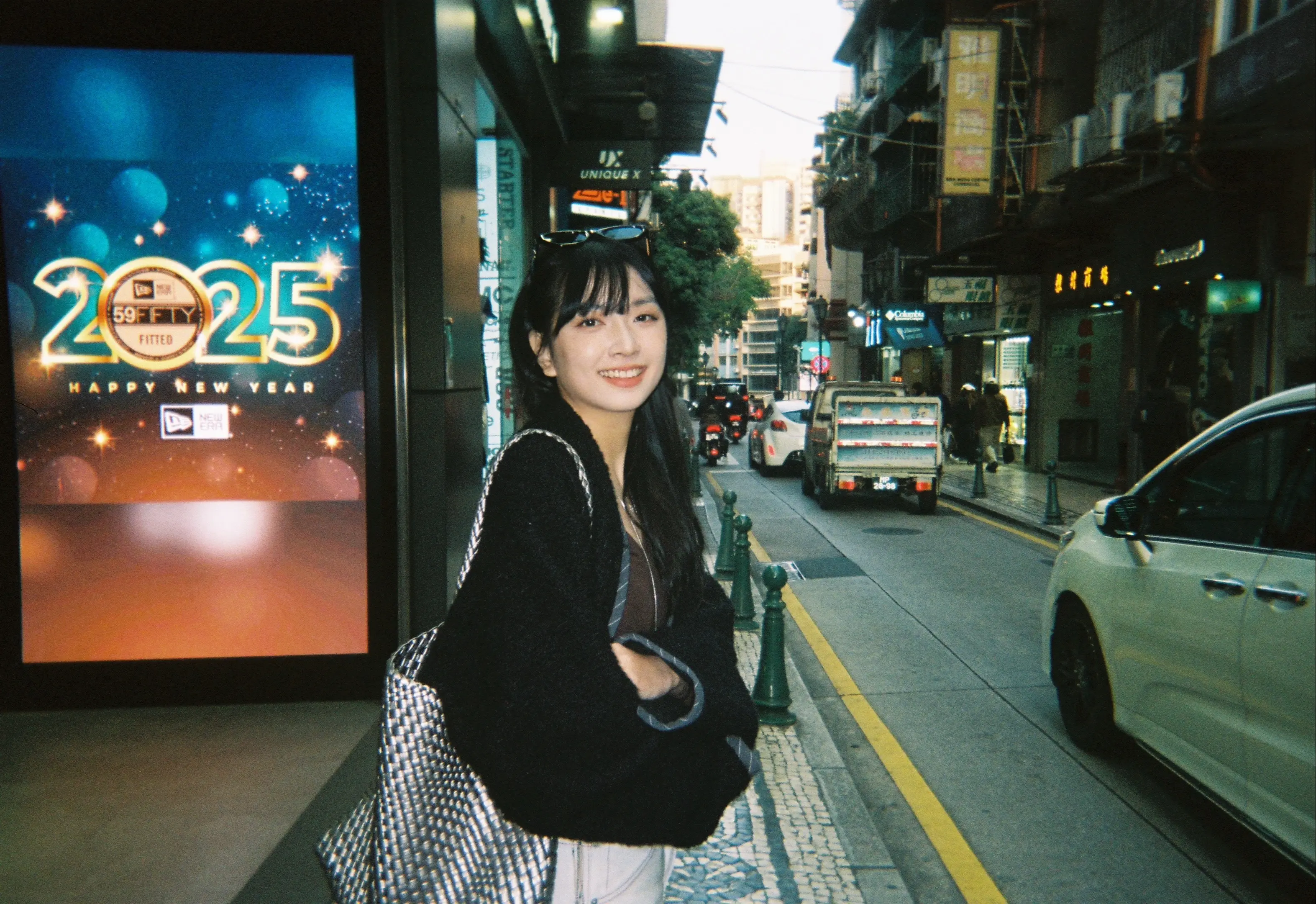 港澳和胶片的适配程度🎞️。当时进了香港街头的一家数码店本来想看一下c...