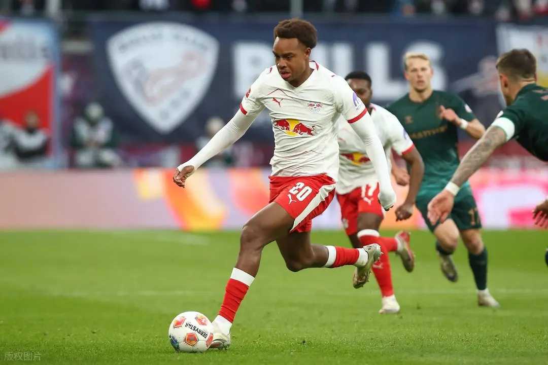 19岁新星凌空斩世界波！莱比锡2-0完胜不莱梅 紧追德甲榜首 德甲第11轮焦点战