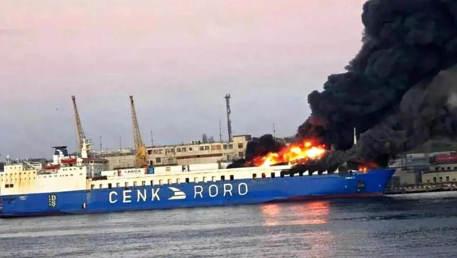 俄军在对敖德萨港的最新一次袭击中，发射的“伊斯坎德尔”M弹道导弹击中了一艘停泊在