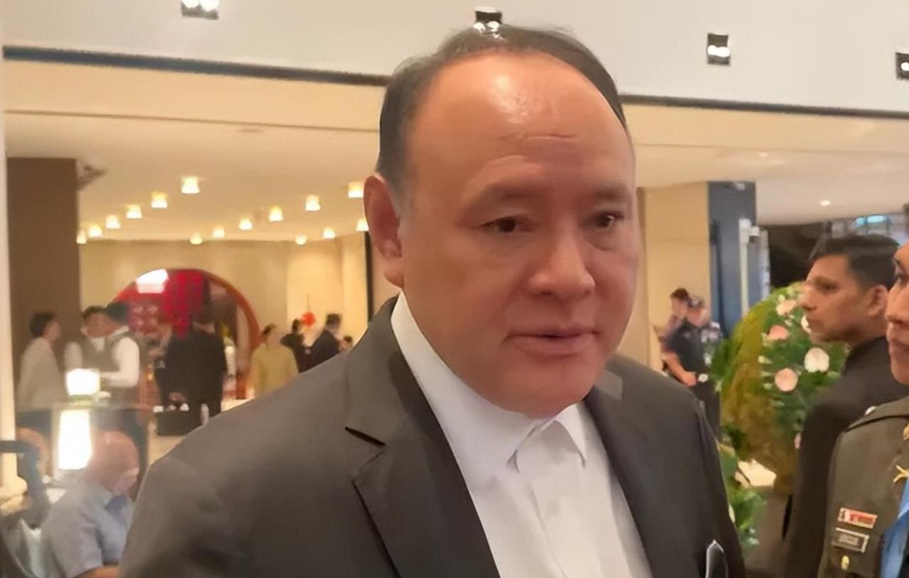 [太阳]香会已结束，新加坡防长用中文收尾，菲防长留下一句很可笑的话

历时三天的