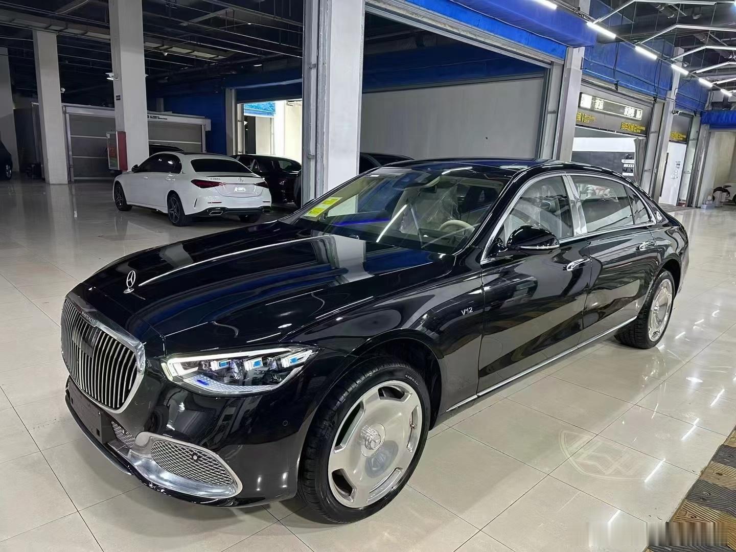 迈巴赫S680 黑米 有现车全新 ​​​