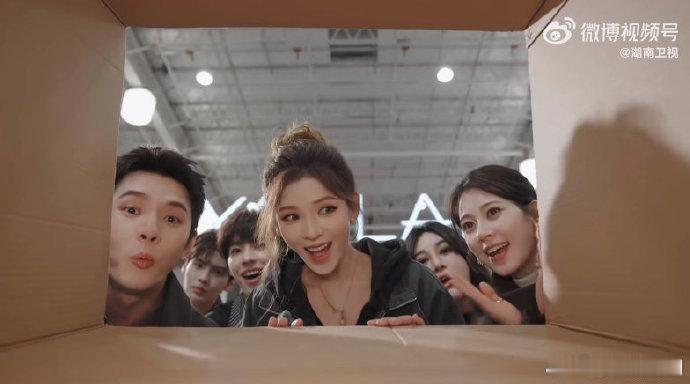 合伙人今日开播合伙人好消息好消息！《合伙人》今日正式开播啦！ 