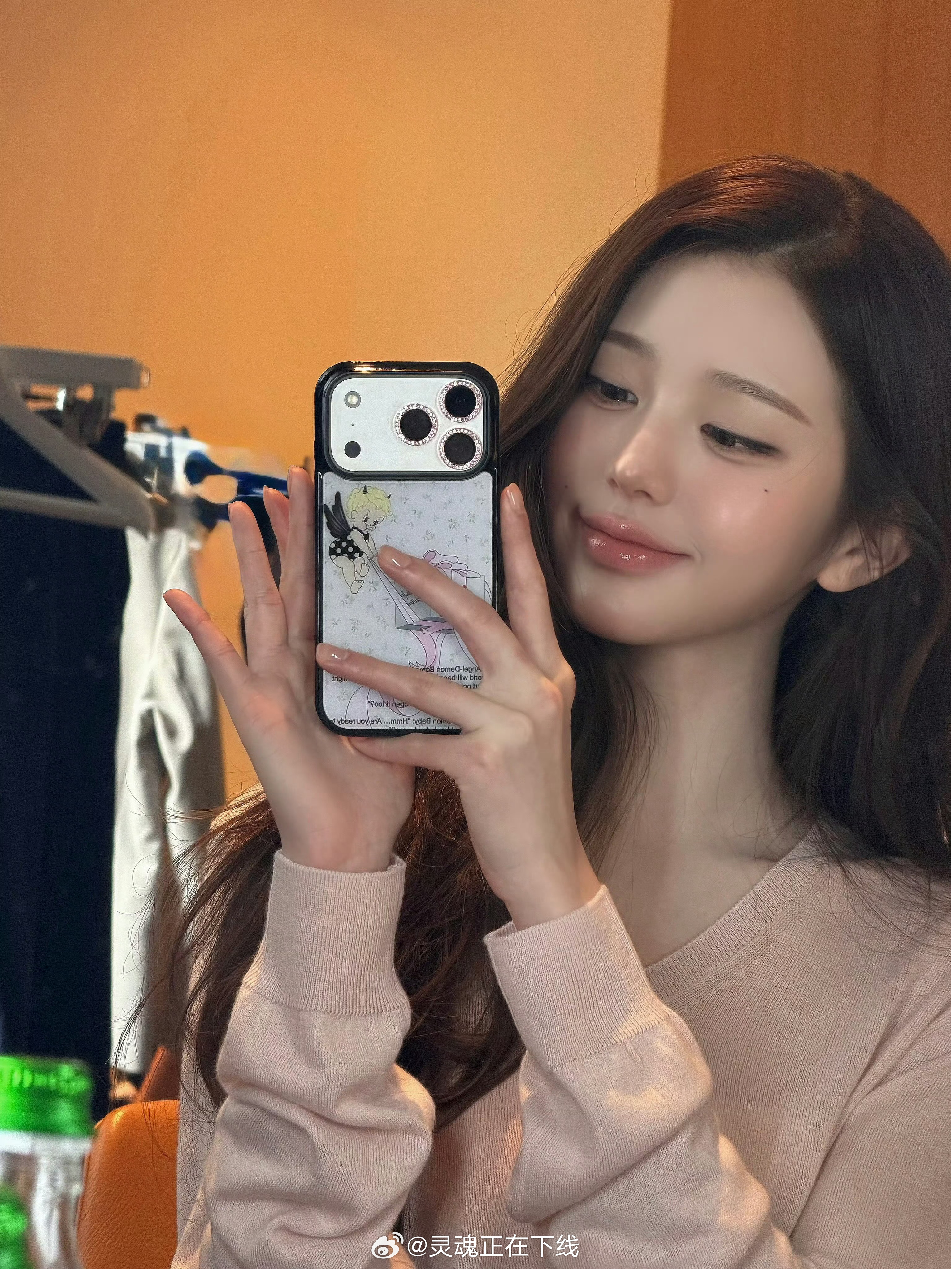 突然觉得iPhone 17 Pro Max变好看了！ ​​​