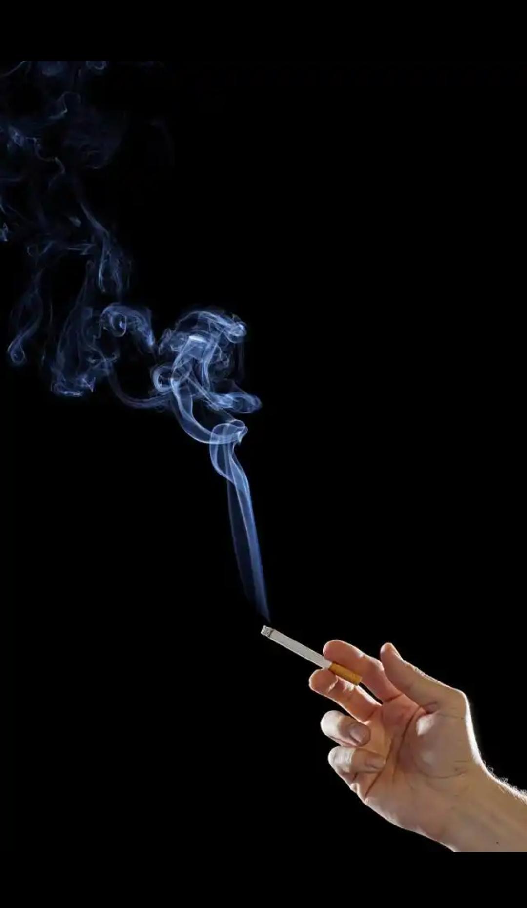 比我抽的还少的能有几人

昨天写了自己刚上班时校长摆宴招待，宴席上让抽烟抽醉的情