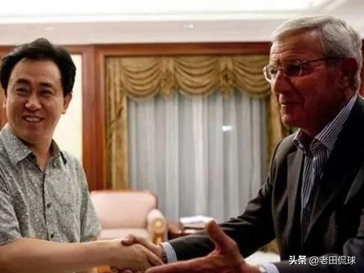 许家印算是把意大利足球彻底霍霍完了…当年许家印斥巨资把诸如里皮、卡纳瓦罗这样的意