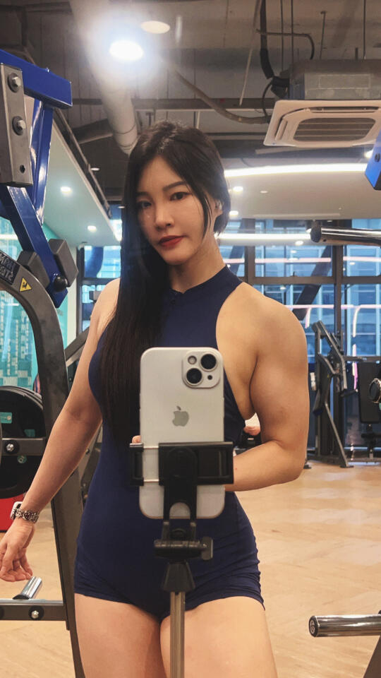 36岁，健身7年，可以吸引100个女宝的注意么？