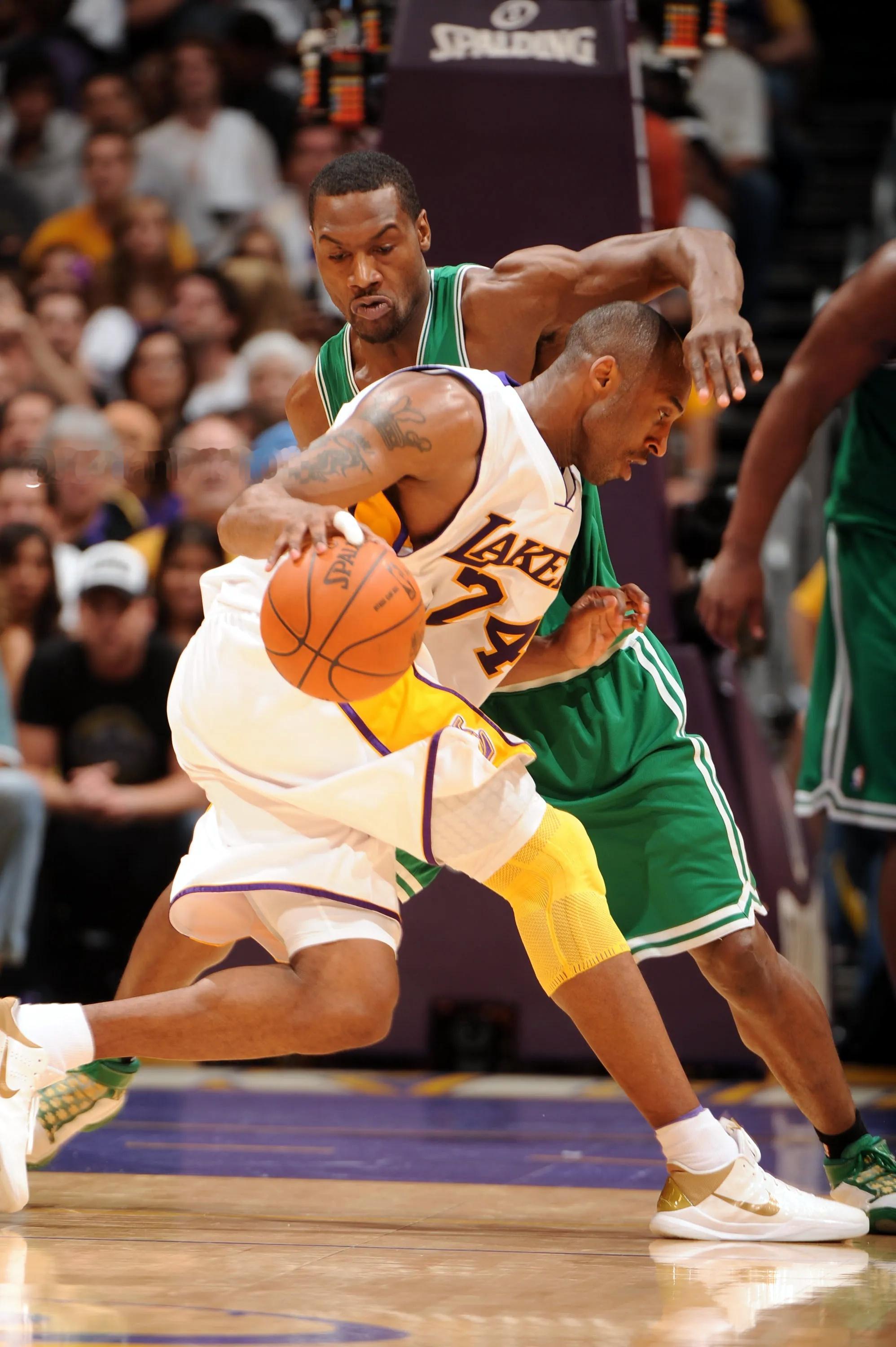 kobe bryant 2010nba科比托尼阿伦