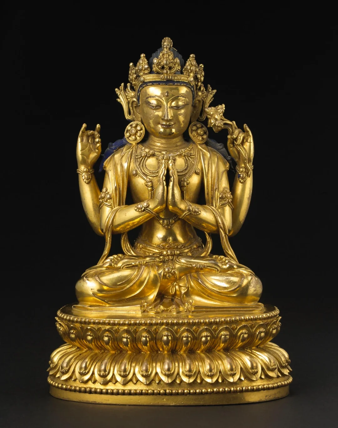 罕见的明代永乐年间铜鎏金精美四臂观音