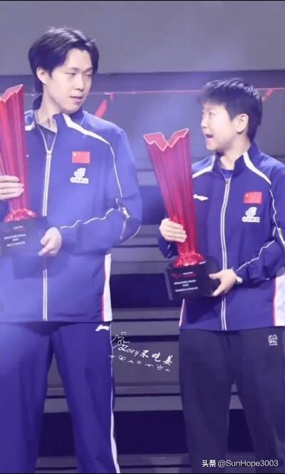 笑晕了，莎姐和头哥为了谁拍照差点打起来😁，一句话把莎姐惹炸毛了。

先恭喜孙颖