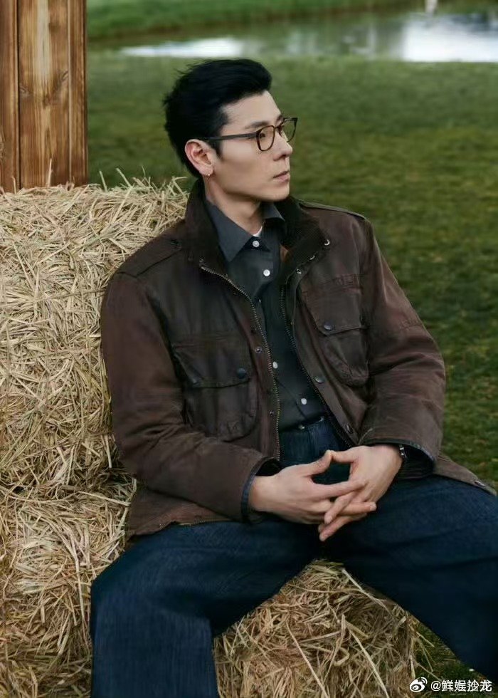 贾冰说蒋奇明是大演员 贾冰现身电影路演，大夸蒋奇明演技，表演浑然天成，仿佛角色本