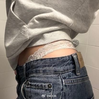 下次低腰裤穿这个 