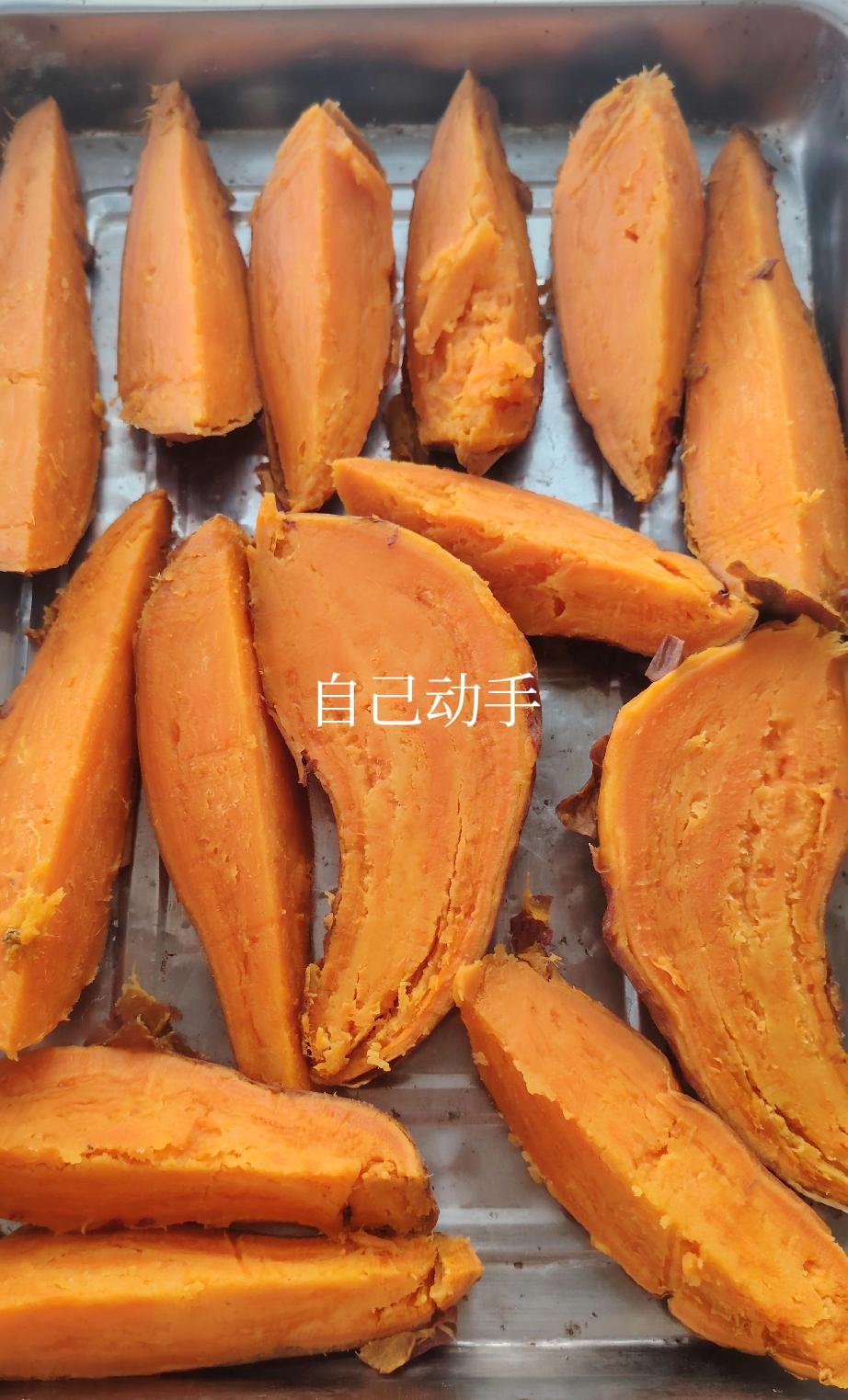 其实我也爱看泰王和苏提达访华的新闻，也想看樊振东，王楚钦，孙颖莎打乒乓球。只是看