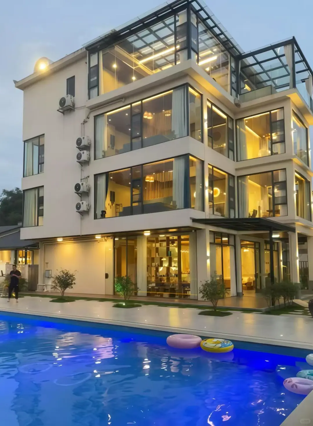 没踩雷‼️在惠州！独栋轰趴别墅太好住了！