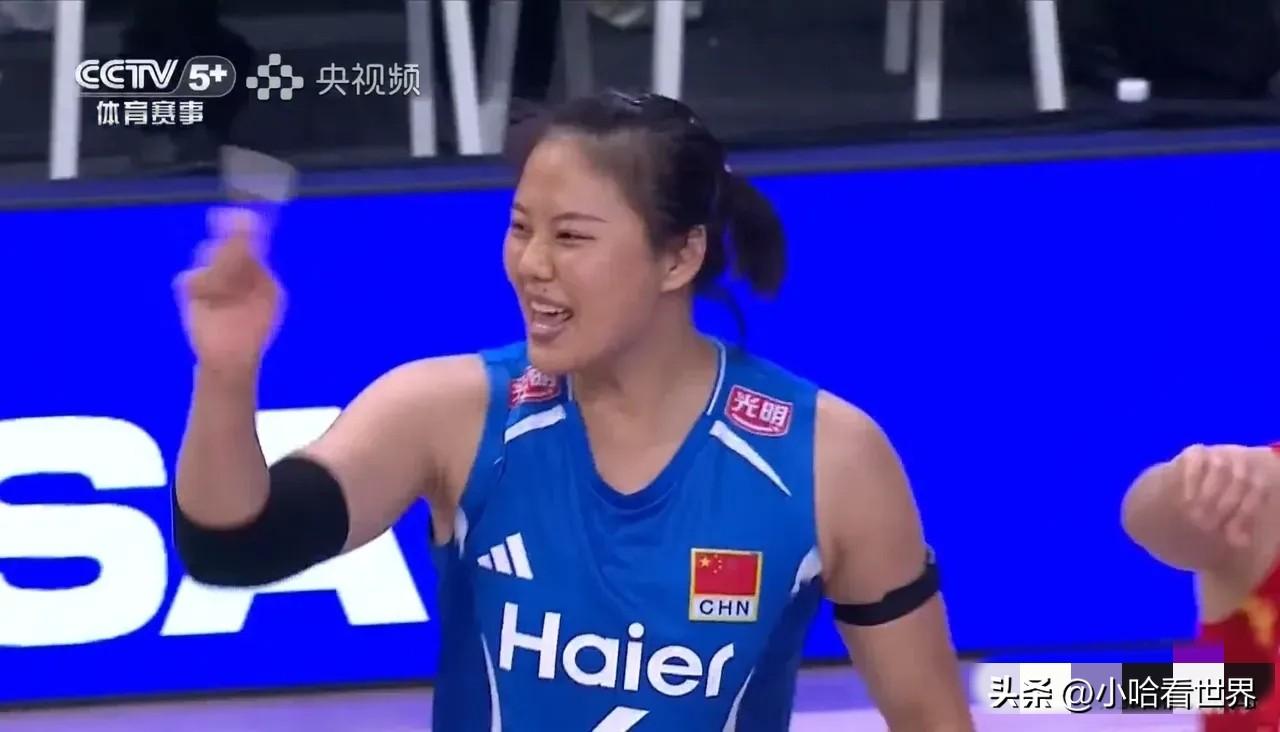 龚翔宇再次证明了她是中国女排的底牌！面对主场作战的土耳其女排，中国女排在21-2